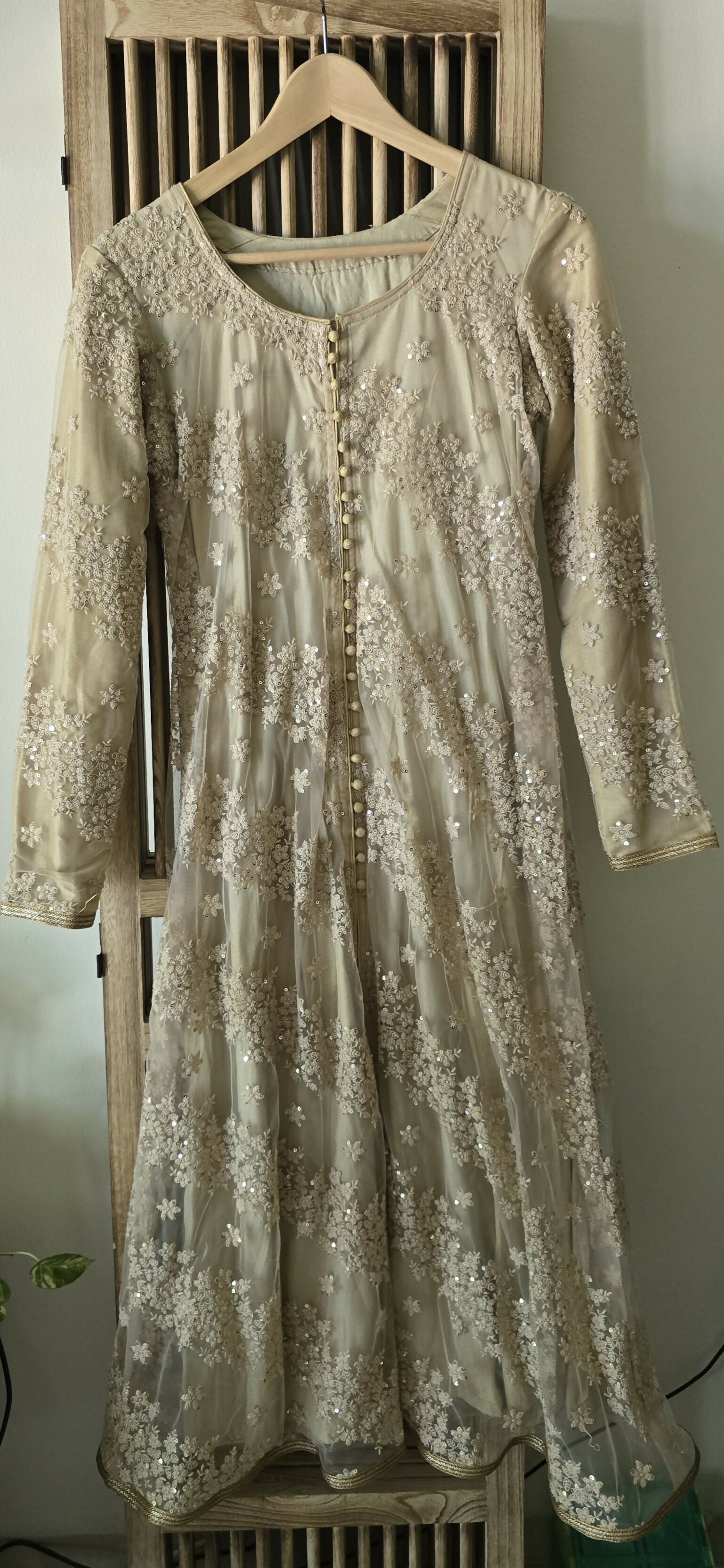 Occasion wear ethnic suit