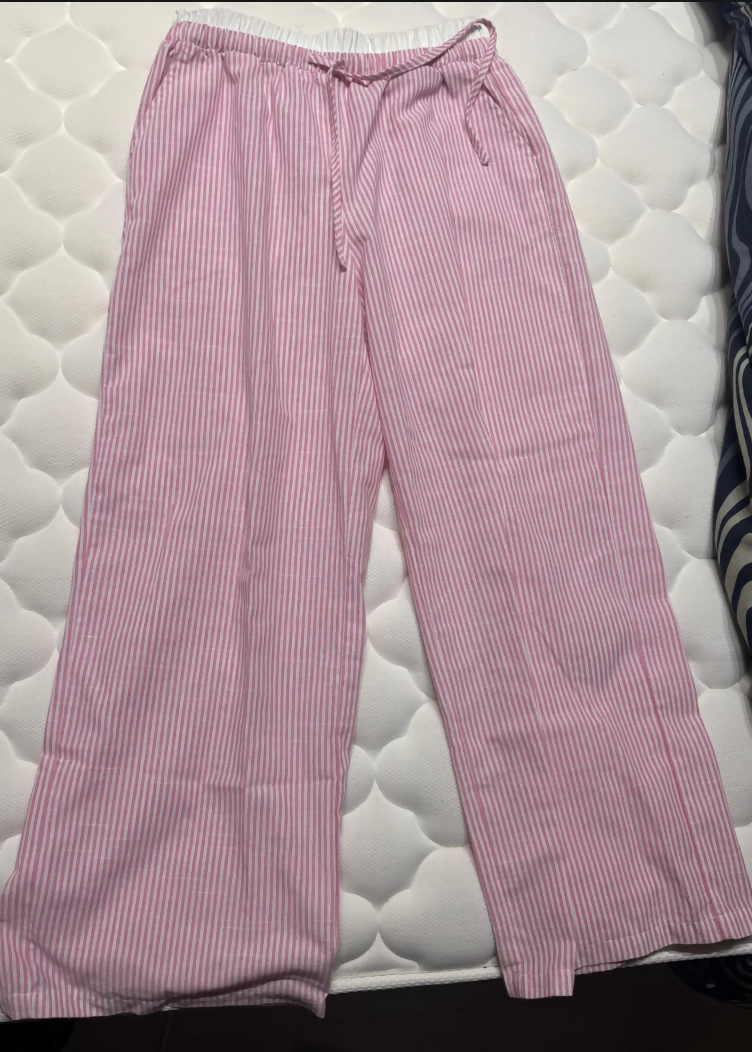 pink pants