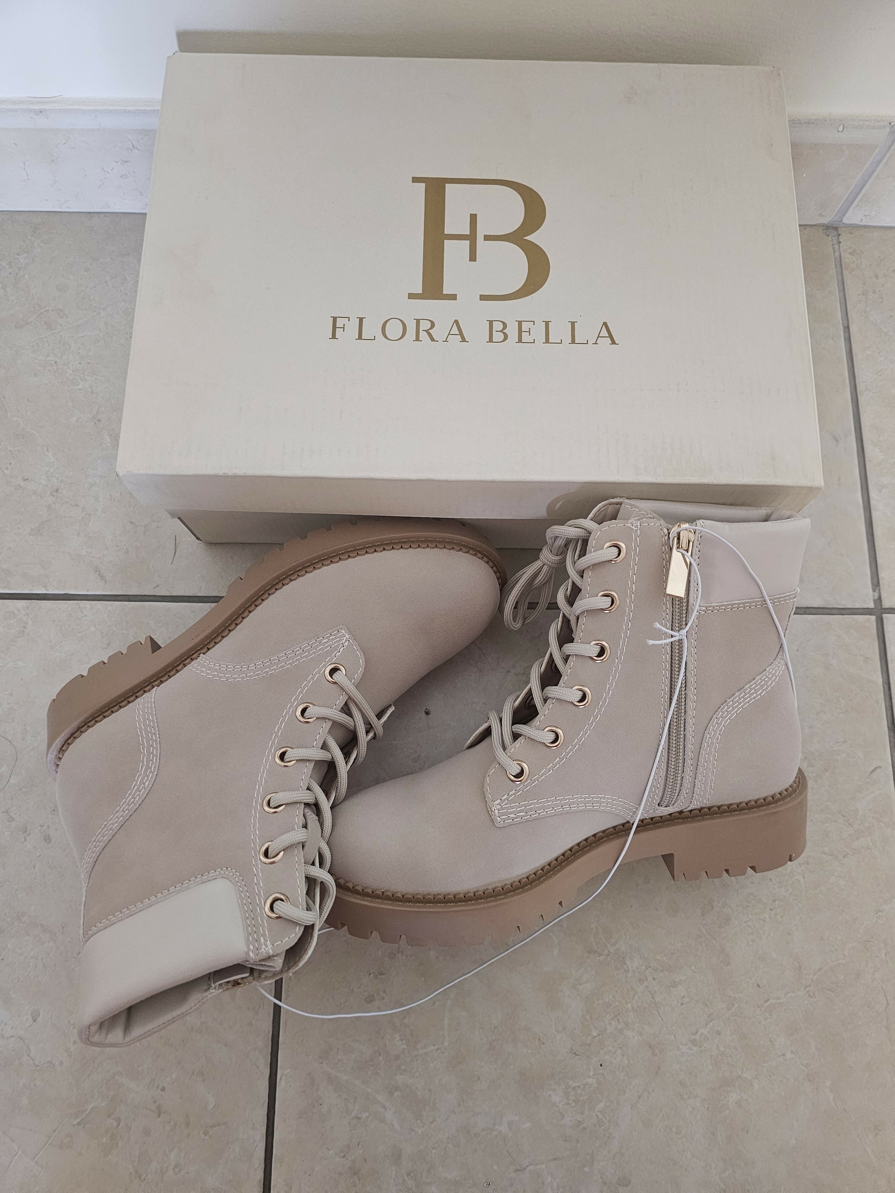 Cream ankle boots - Flora bella