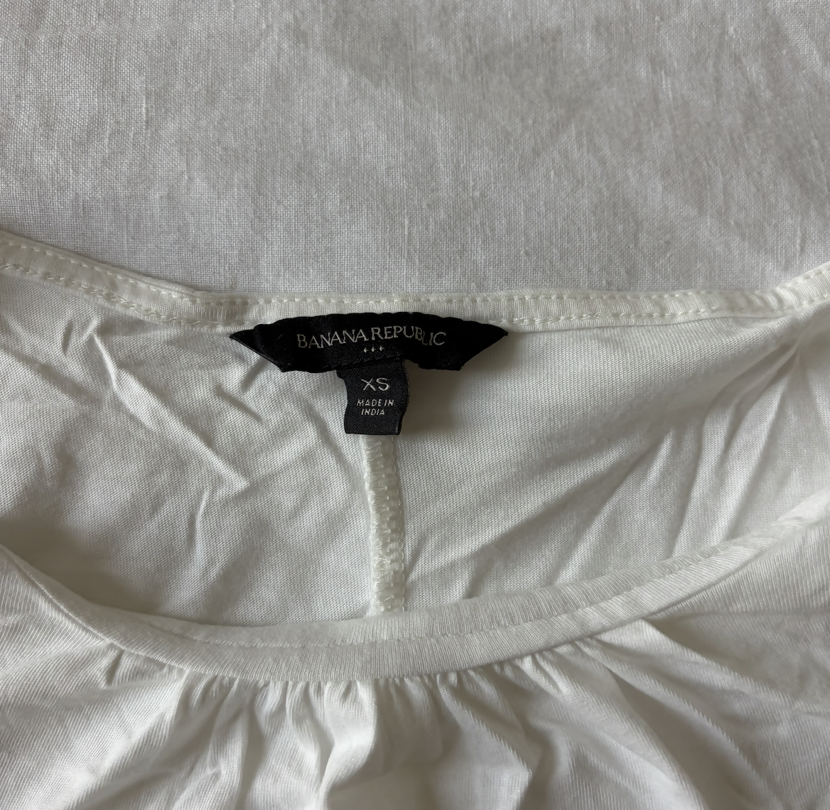Banana Republic White Tshirt
