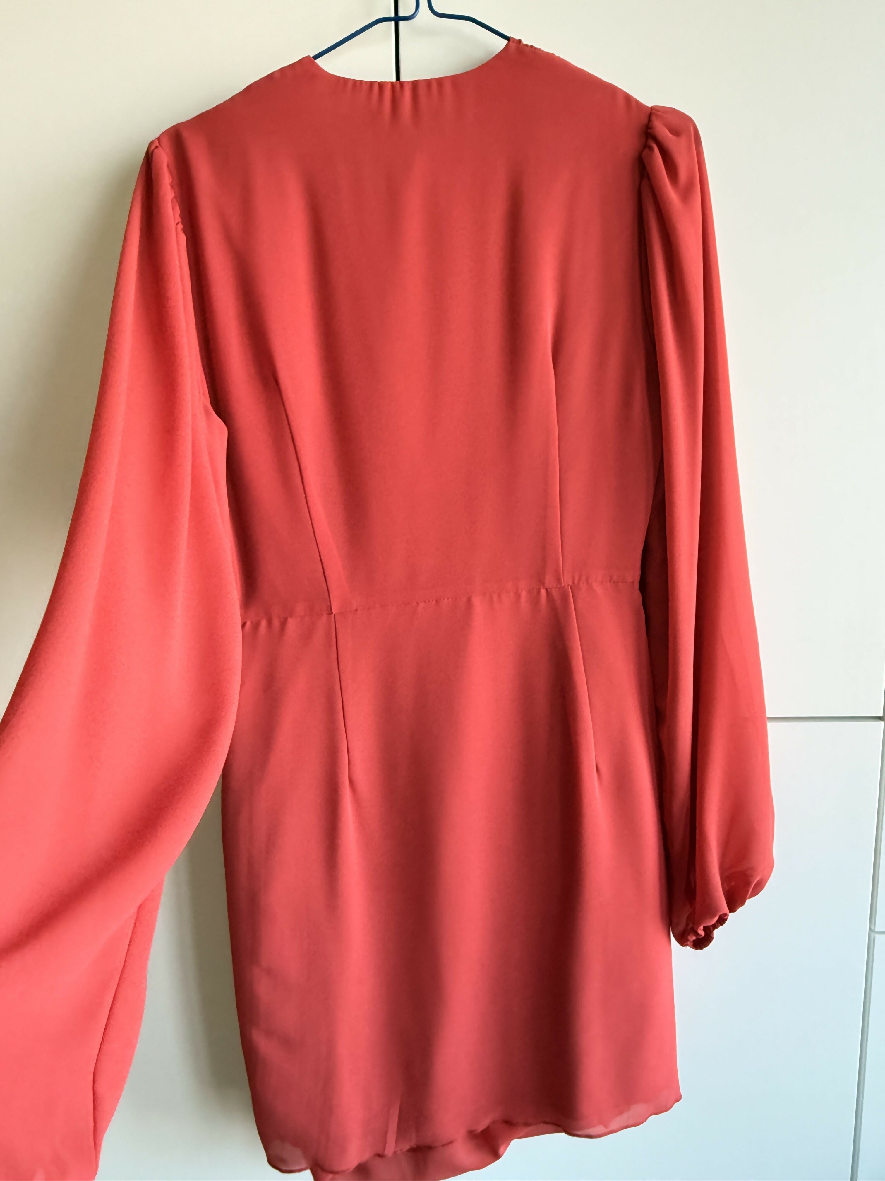 ? Misspap Red Plunge Midi Dress – UK 10 / EU 38