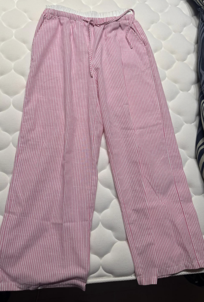 pink pants