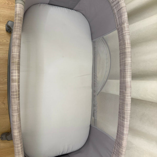 Mastela automatic baby swing craddle/cot