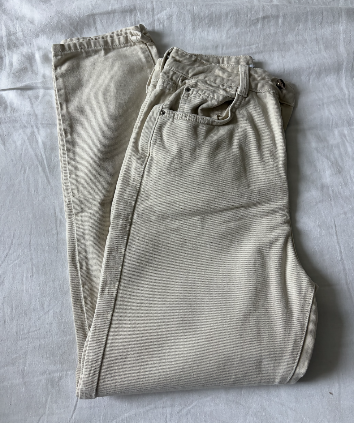 Zara Ecru Straight Leg Jeans